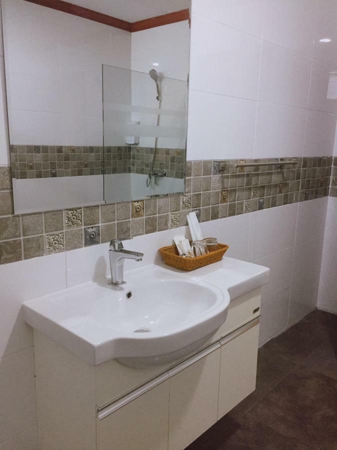 Nakhone Champa Hotel Паксе Экстерьер фото