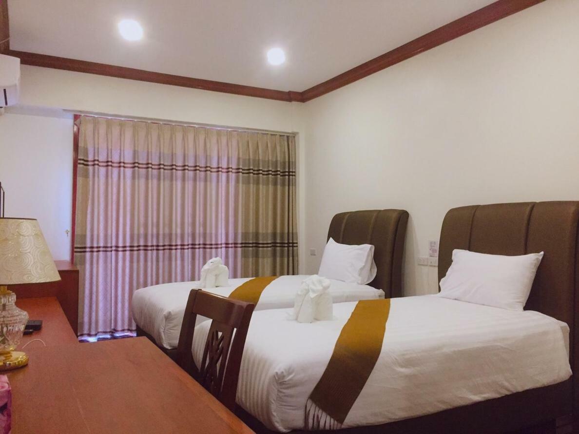 Nakhone Champa Hotel Паксе Экстерьер фото