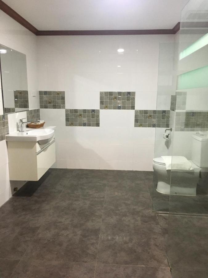 Nakhone Champa Hotel Паксе Экстерьер фото
