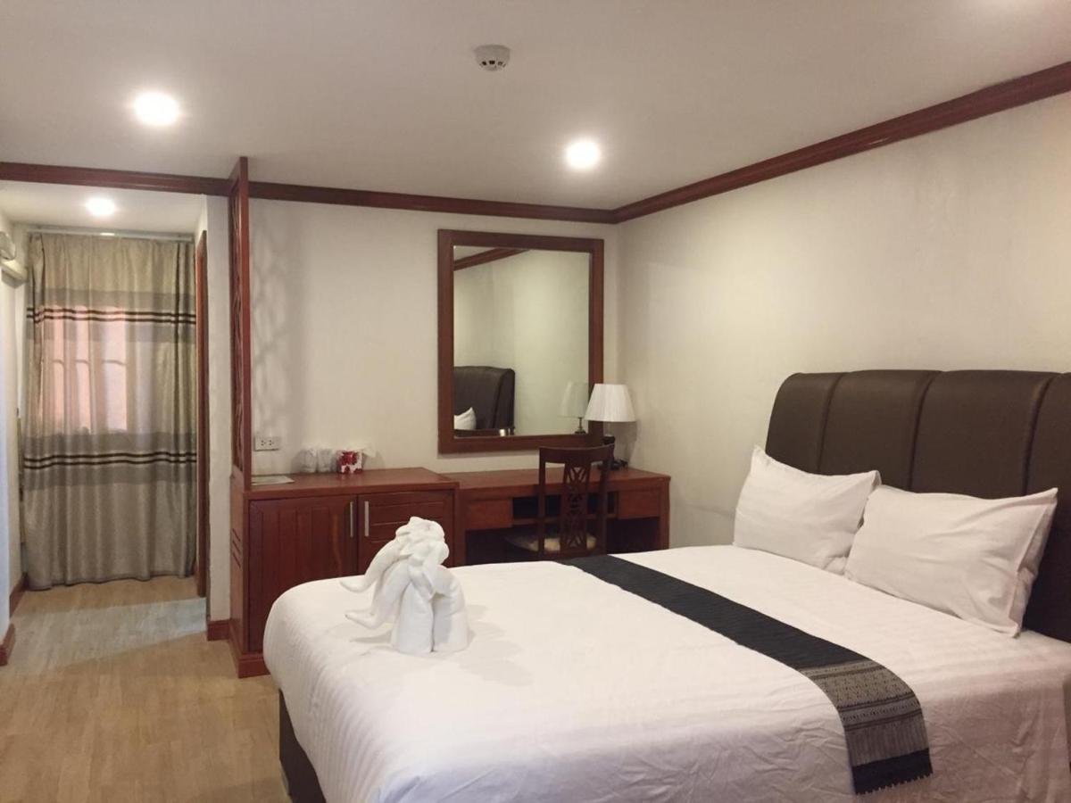 Nakhone Champa Hotel Паксе Экстерьер фото